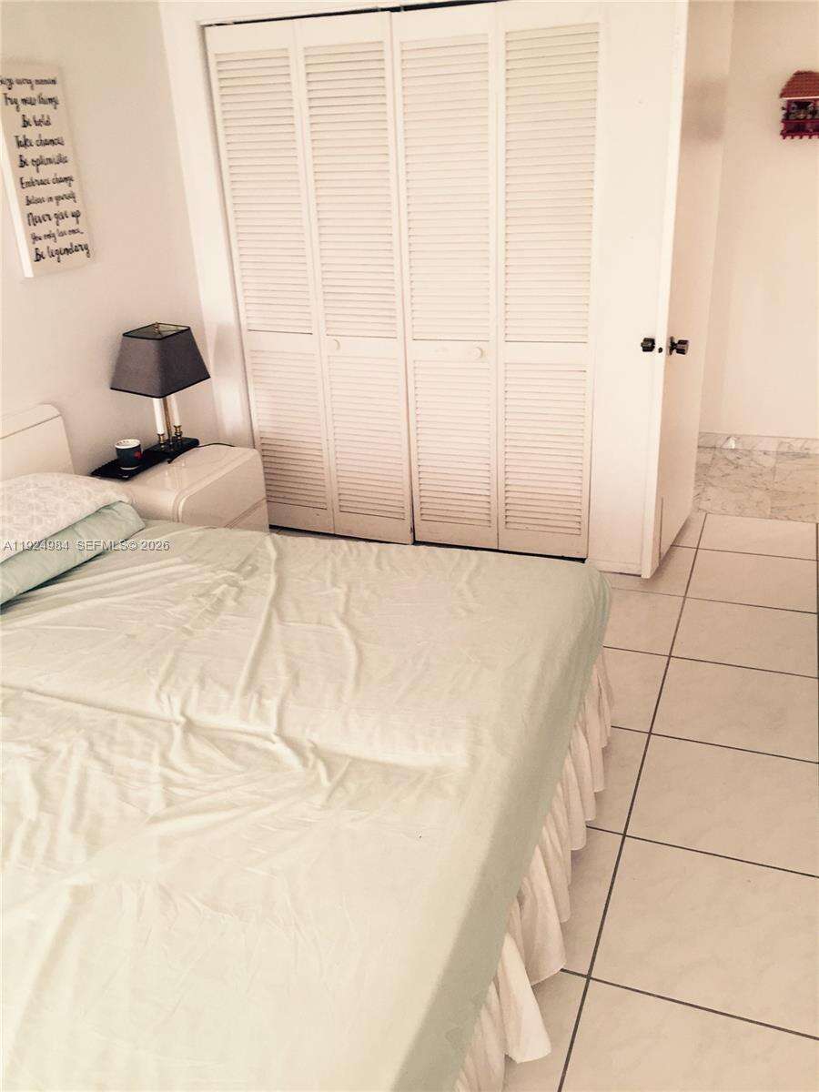 Brickell Place at 1865 Brickell Ave, Miami, FL 33129 - For Rent photo 5