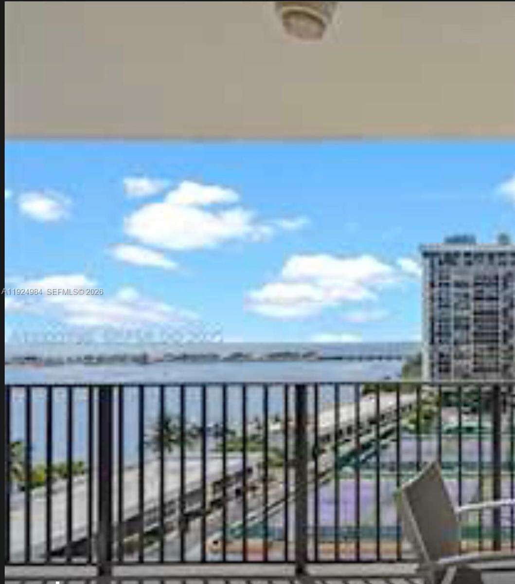 Brickell Place at 1865 Brickell Ave, Miami, FL 33129 - For Rent photo 8