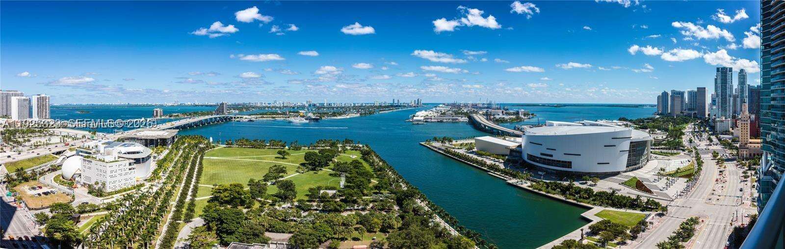 900 Biscayne at 900 Biscayne Blvd, Miami, FL 33132 - For Rent photo 2