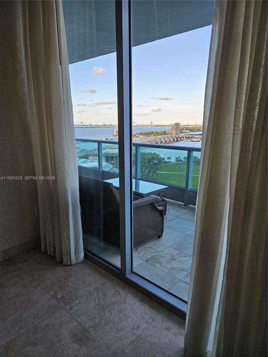 900 Biscayne at 900 Biscayne Blvd, Miami, FL 33132 - For Rent photo 12