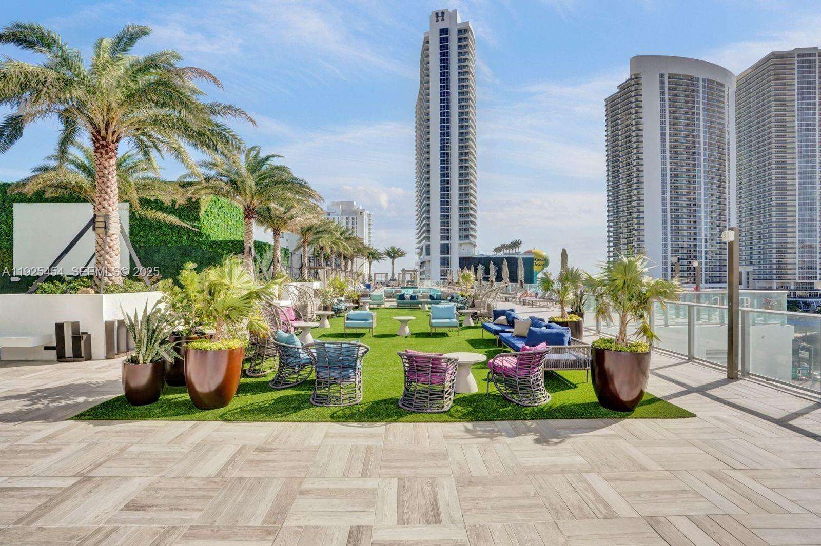 Hyde Beach House at 4010 Ocean Dr, Hollywood, FL 33019 - For Rent photo 12