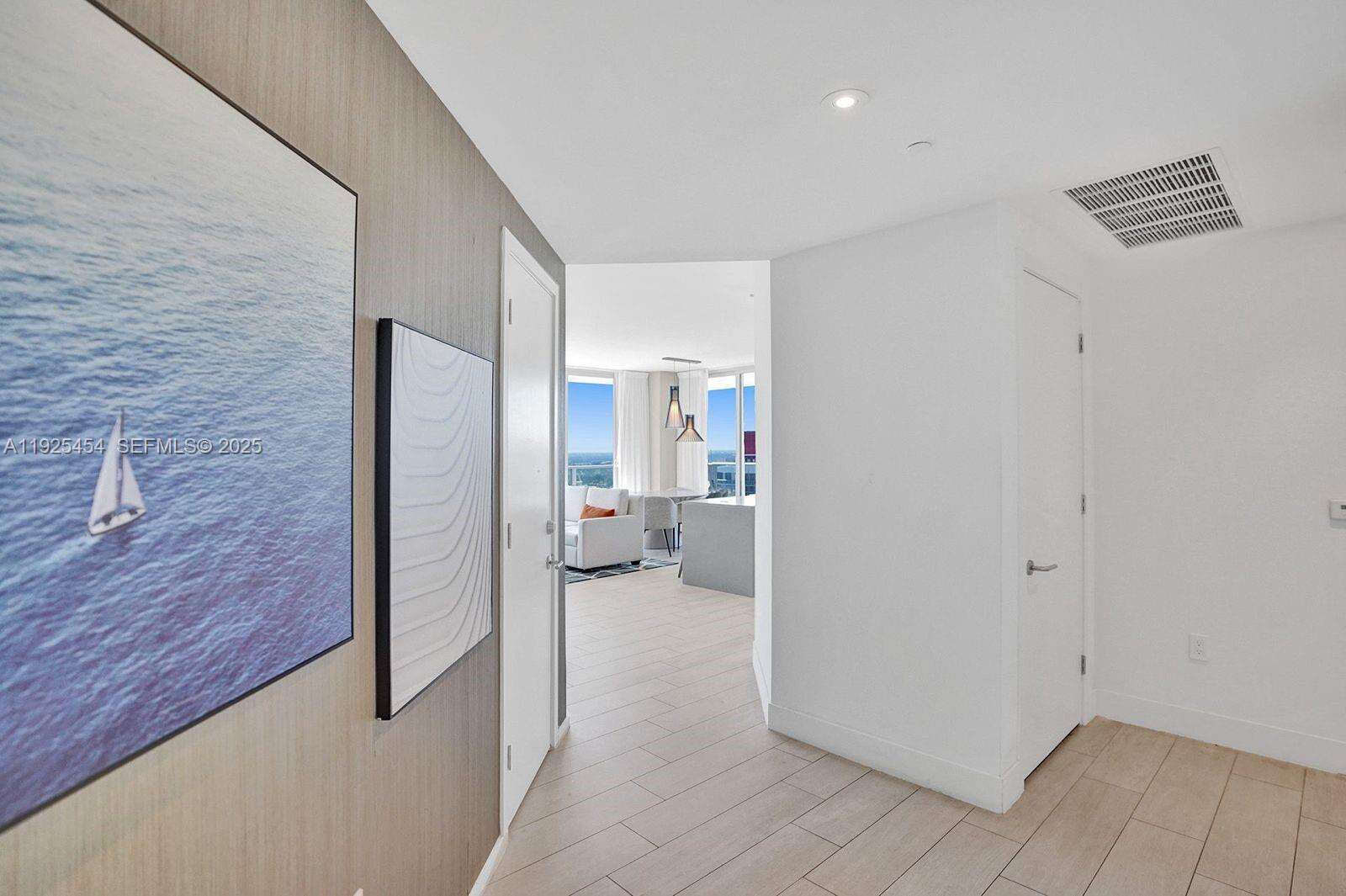 Hyde Beach House at 4010 Ocean Dr, Hollywood, FL 33019 - For Rent photo 26