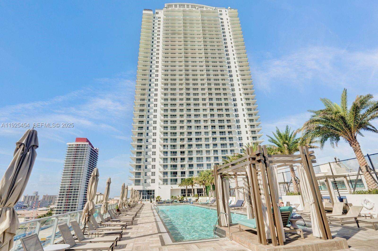 Hyde Beach House at 4010 Ocean Dr, Hollywood, FL 33019 - For Rent photo 27