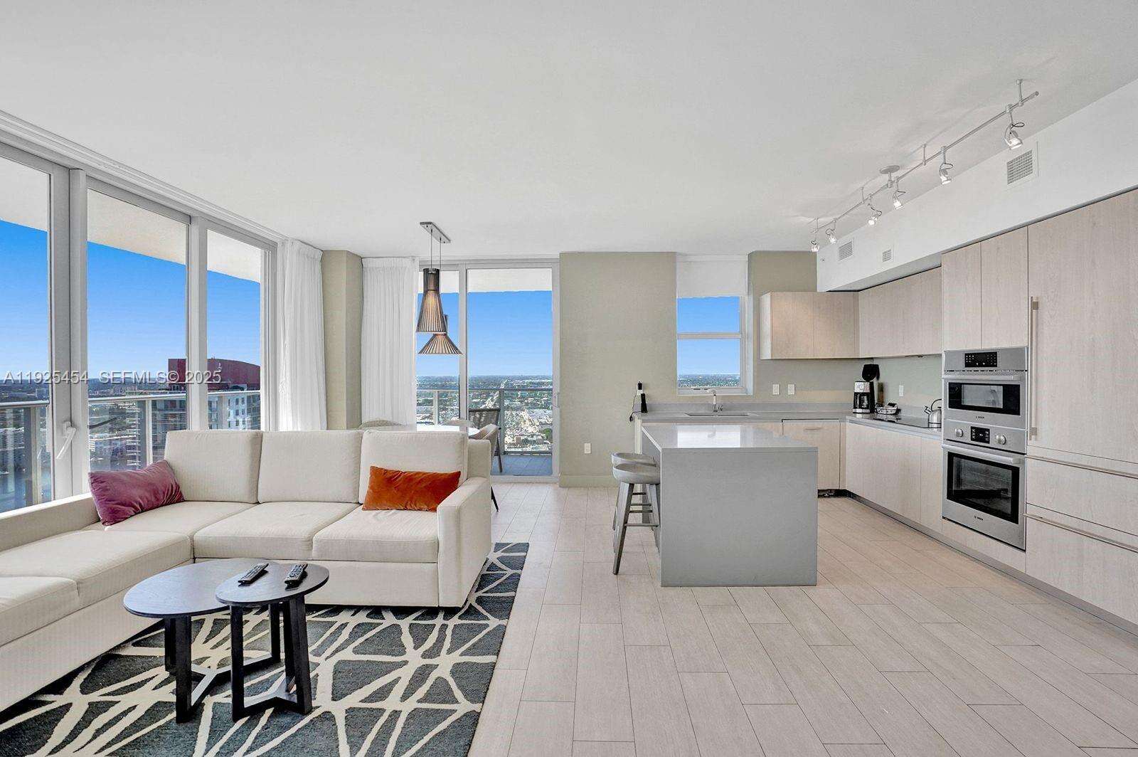 Hyde Beach House at 4010 Ocean Dr, Hollywood, FL 33019 - For Rent photo 28