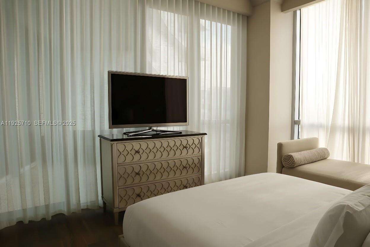 The Ritz Carlton Condos For Sale & Rent at 10295 Collins Ave, Bal Harbour, FL 33154 - For Rent photo 14
