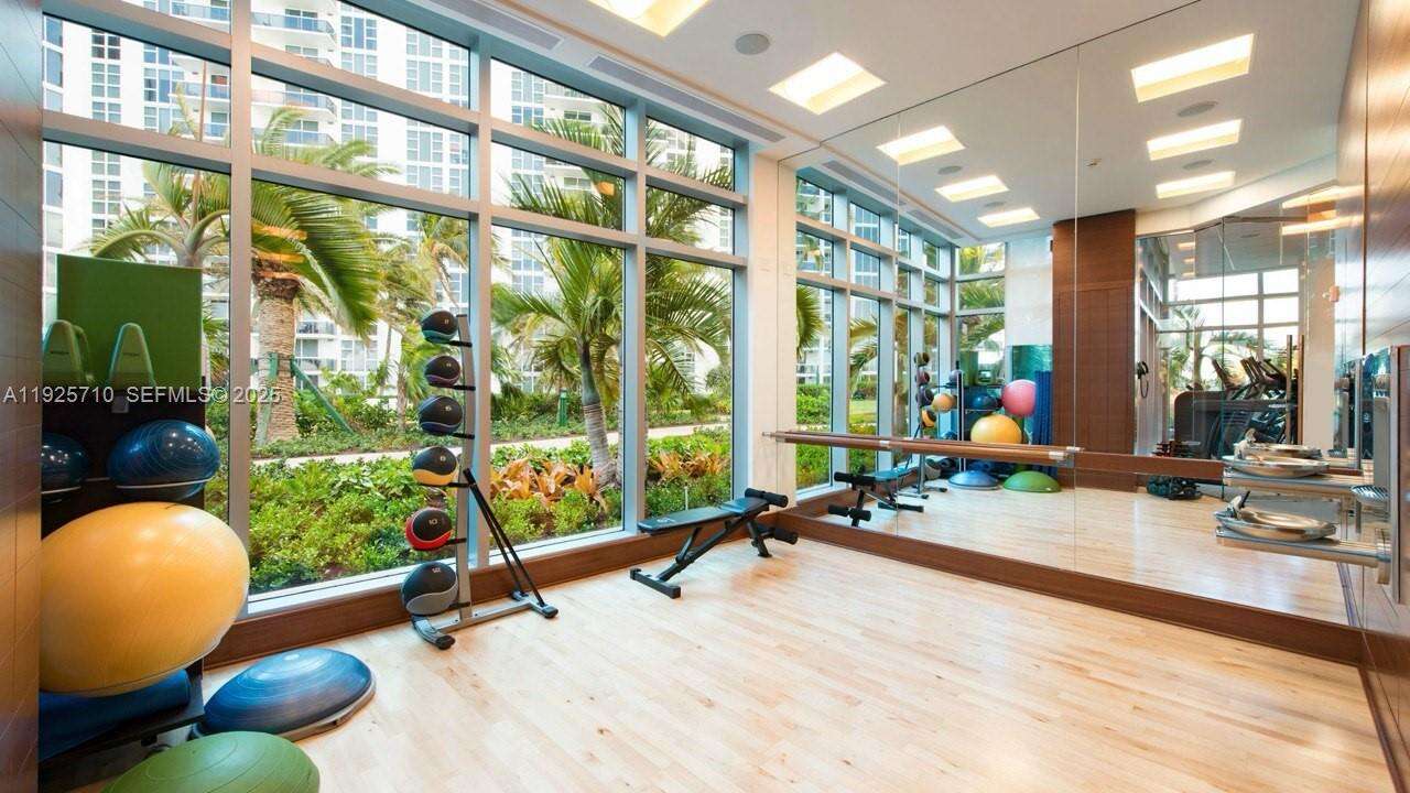 The Ritz Carlton Condos For Sale & Rent at 10295 Collins Ave, Bal Harbour, FL 33154 - For Rent photo 25