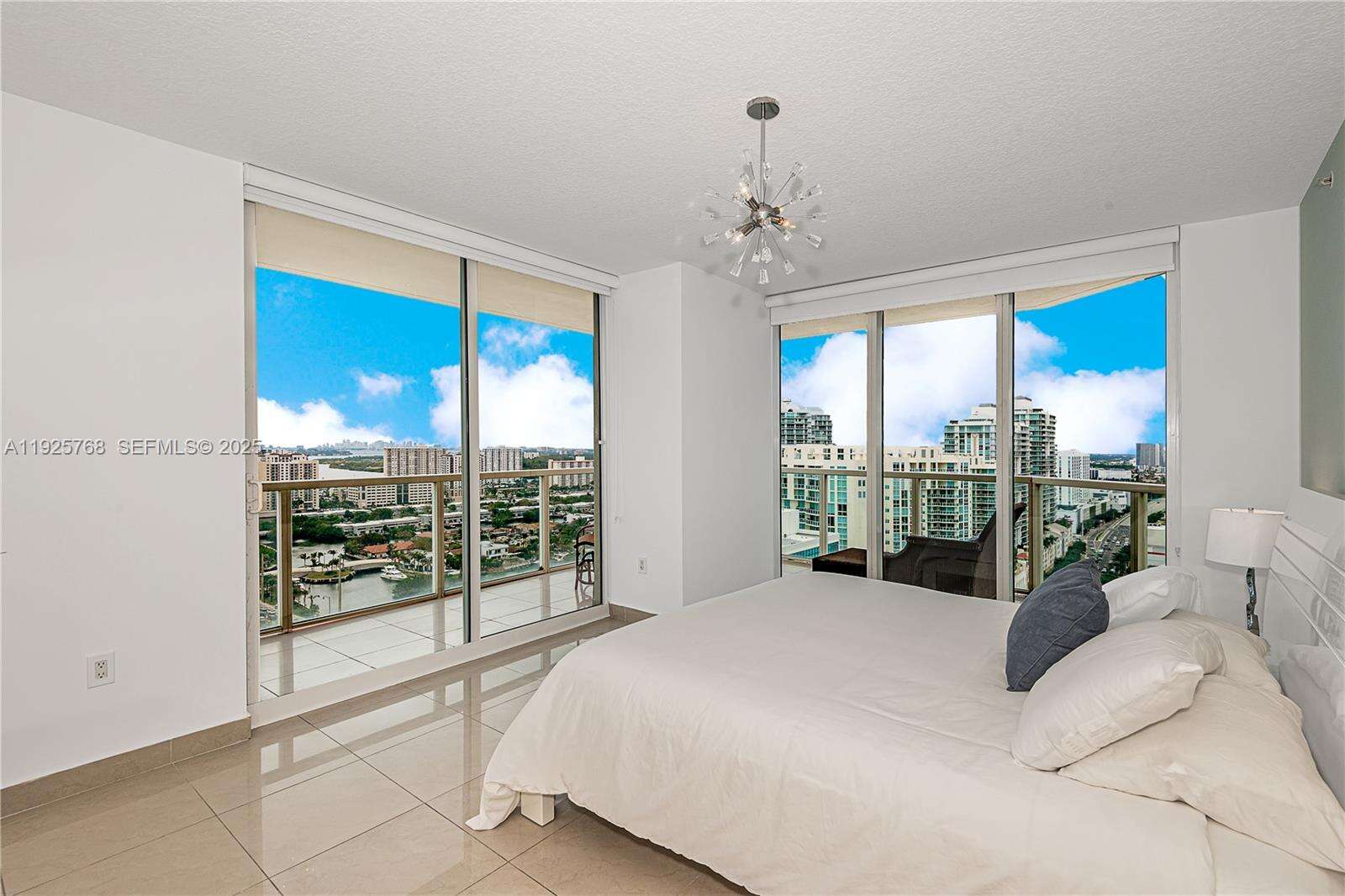 La Perla at 16699 Collins Ave, Sunny Isles Beach, FL 33160 - For Rent photo 4