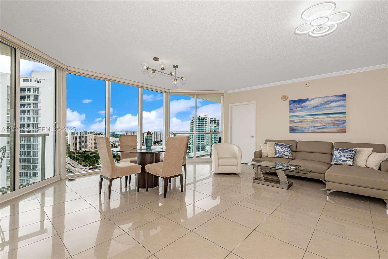 La Perla at 16699 Collins Ave, Sunny Isles Beach, FL 33160 - For Rent photo 7