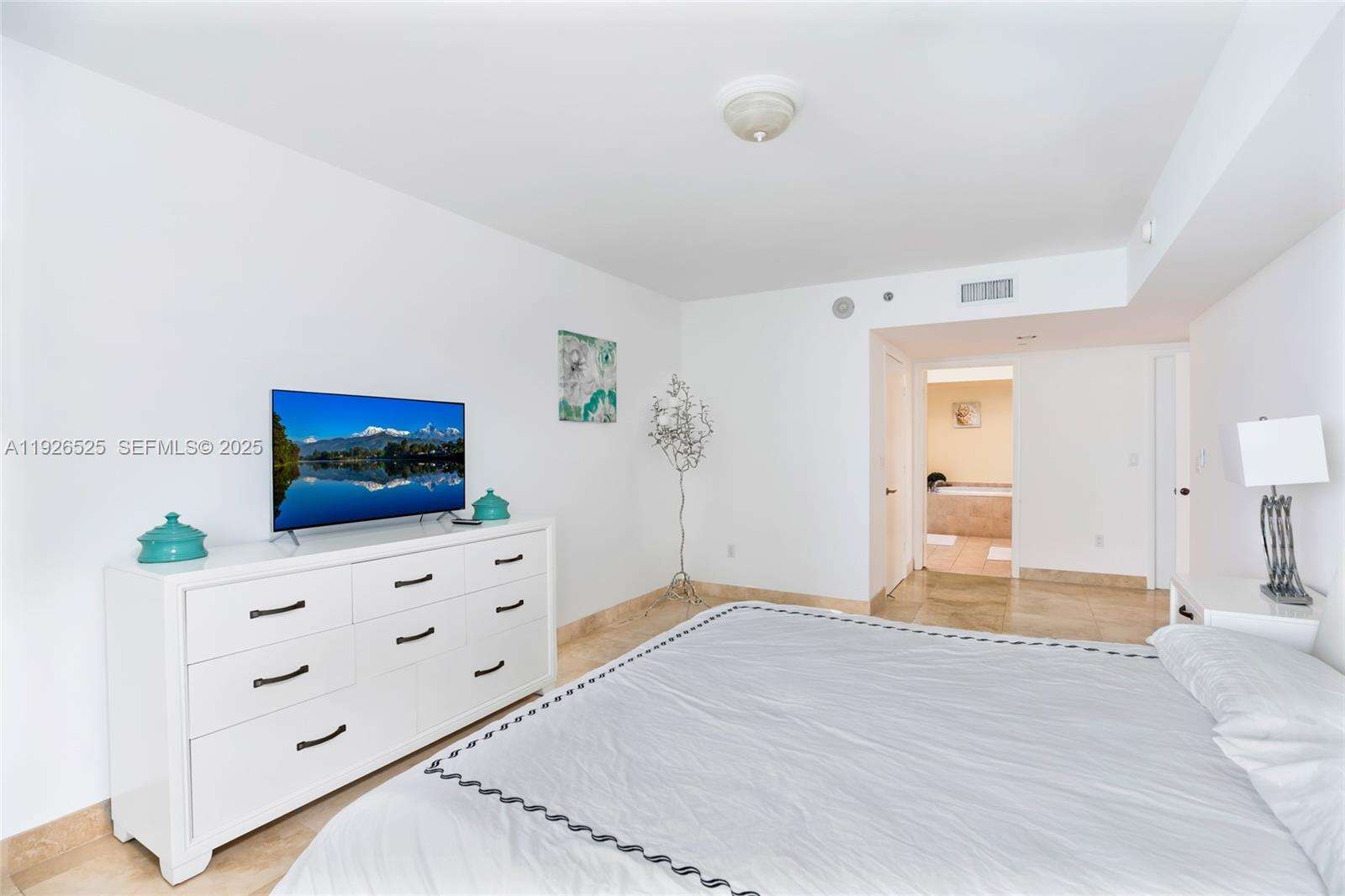 The Beach Club Two at 1830 Ocean Dr, Hallandale Beach, FL 33009 - For Rent photo 8
