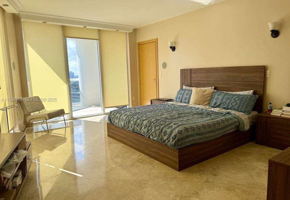 The Beach Club at 1850 Ocean Dr, Hallandale Beach, FL 33009 - For Rent photo 9