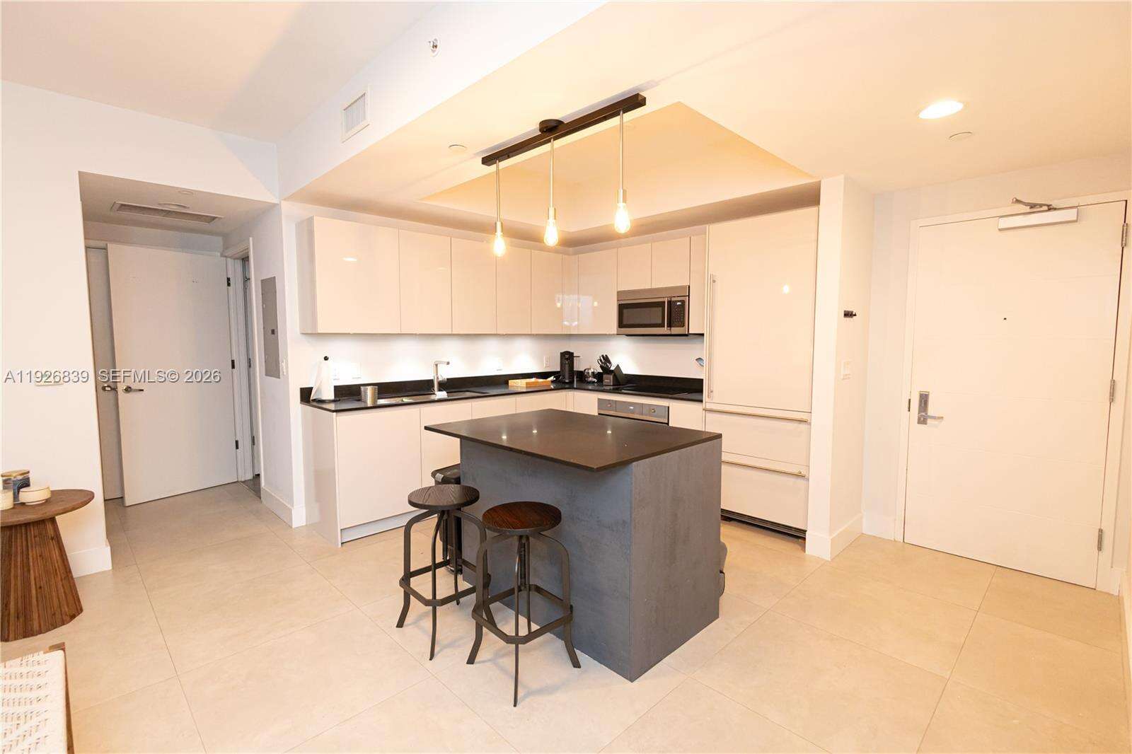 1010 Brickell at Miami, FL 33131 - For Rent photo 4