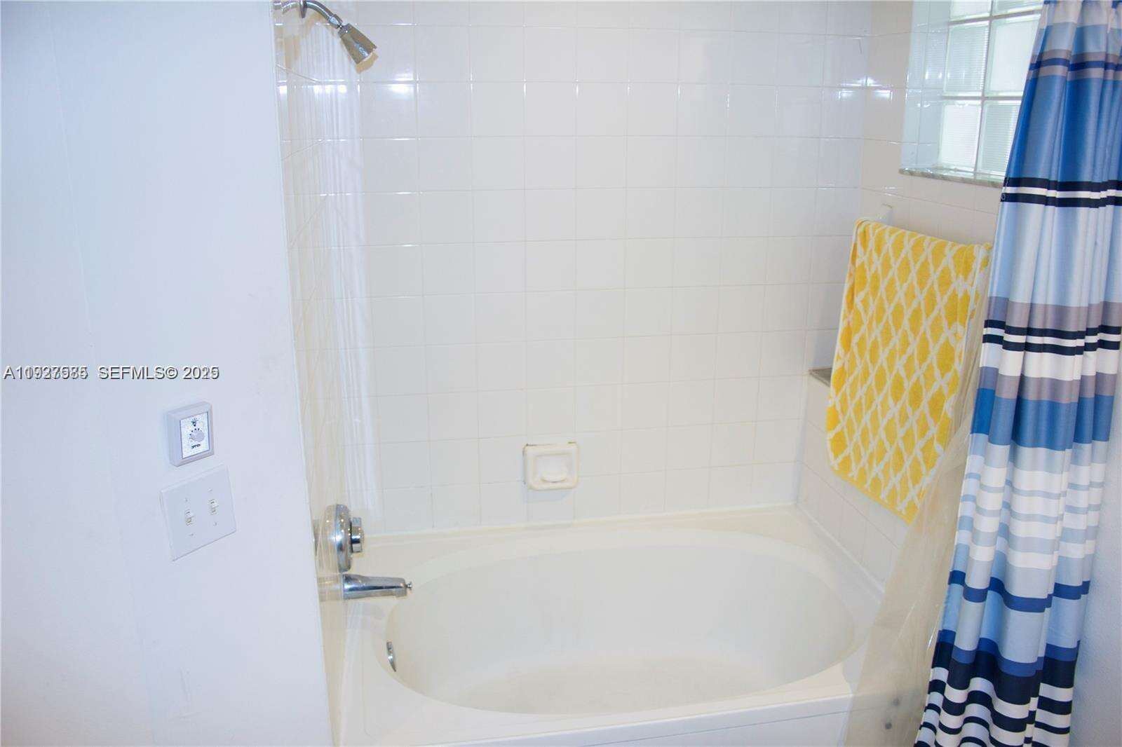 Village By The Bay at 3145 184th St, Aventura, FL 33160 - For Rent photo 11