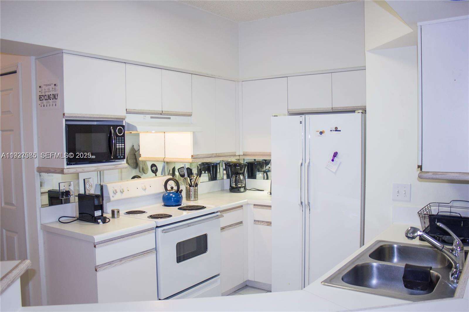 Village By The Bay at 3145 184th St, Aventura, FL 33160 - For Rent photo 3