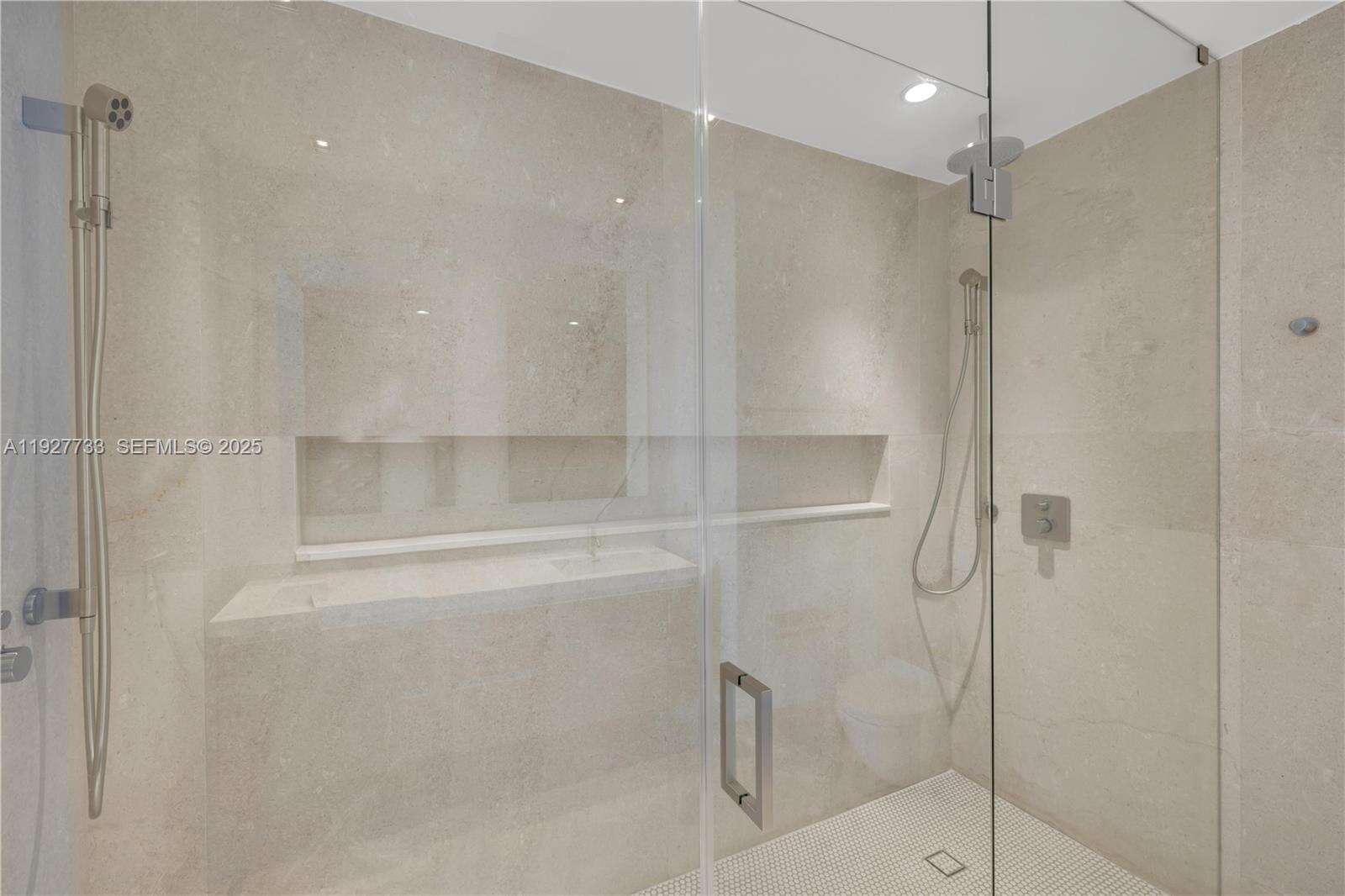 Echo Brickell at 1451 Brickell Ave, Miami, FL 33131 - For Rent photo 17