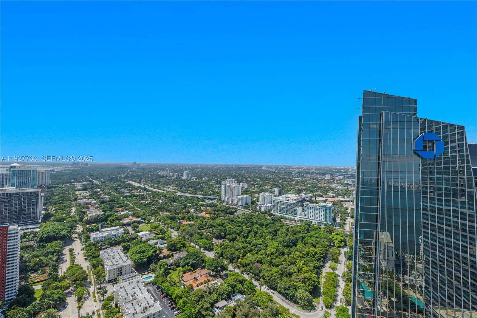Echo Brickell at 1451 Brickell Ave, Miami, FL 33131 - For Rent photo 28