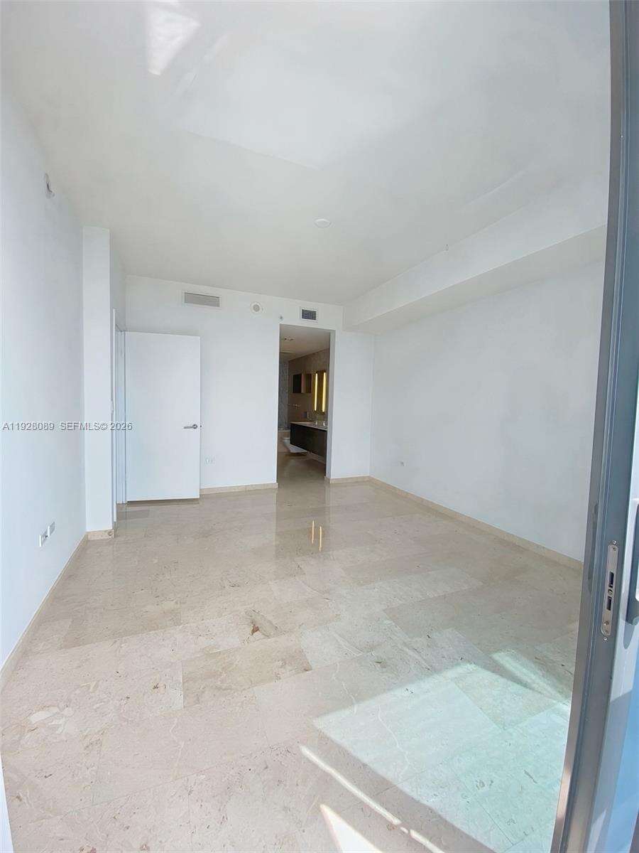 Rise Brickell at 88 7 St, Miami, FL 33130 - For Rent photo 10