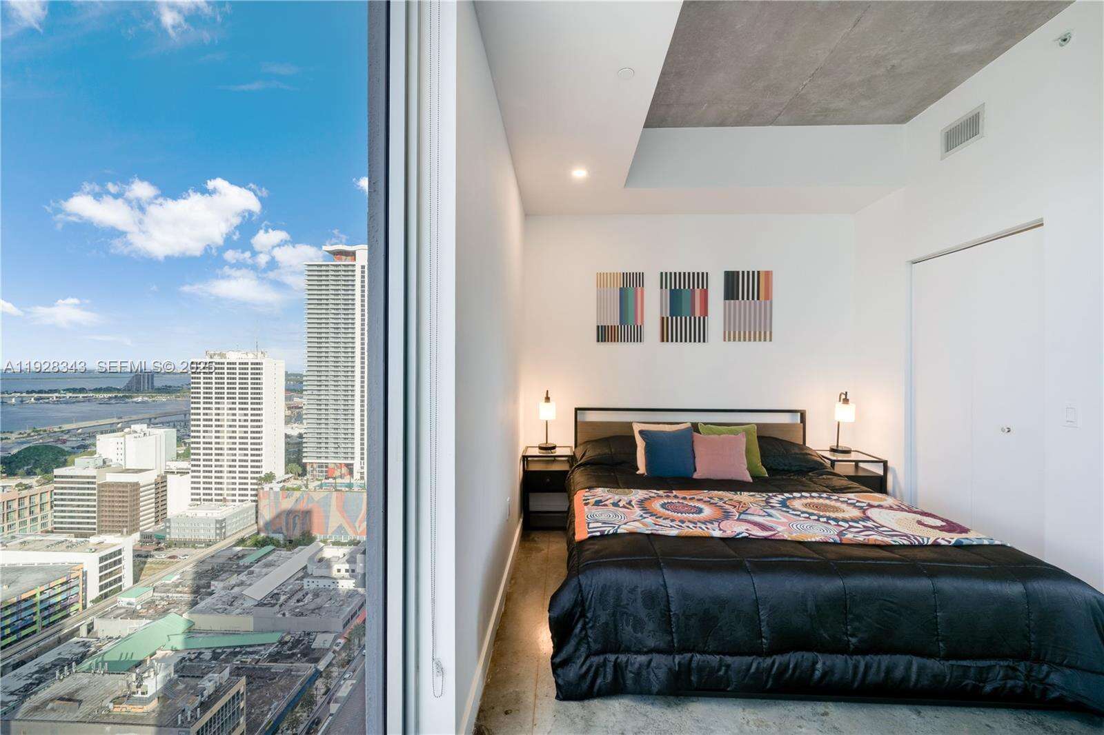 Centro at 151 1 St, Miami, FL 33131 - For Rent photo 11