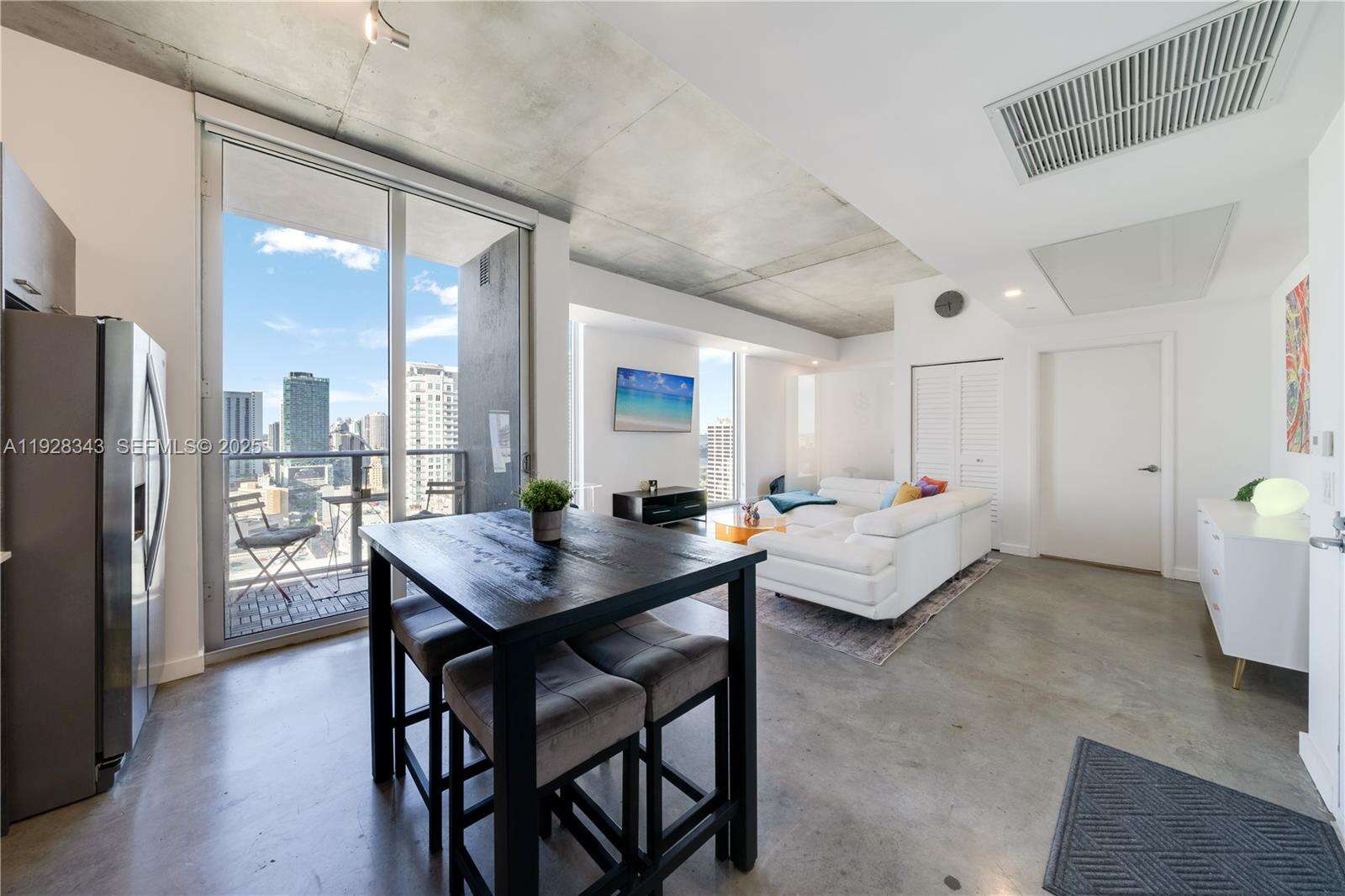 Centro at 151 1 St, Miami, FL 33131 - For Rent photo 17
