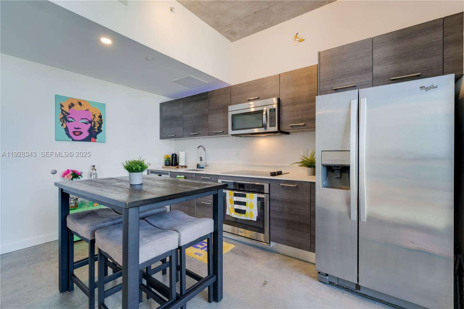 Centro at 151 1 St, Miami, FL 33131 - For Rent photo 4