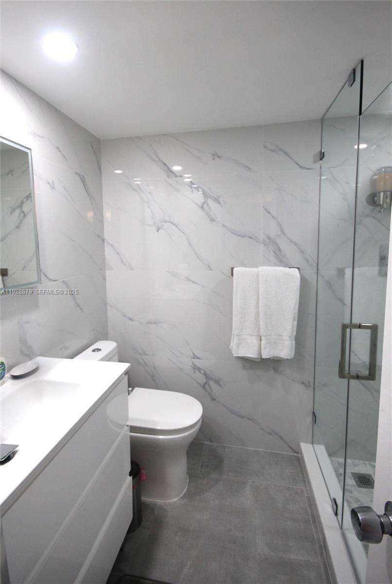 Seacoast 5151 at Miami Beach, FL 33140 - For Rent photo 16