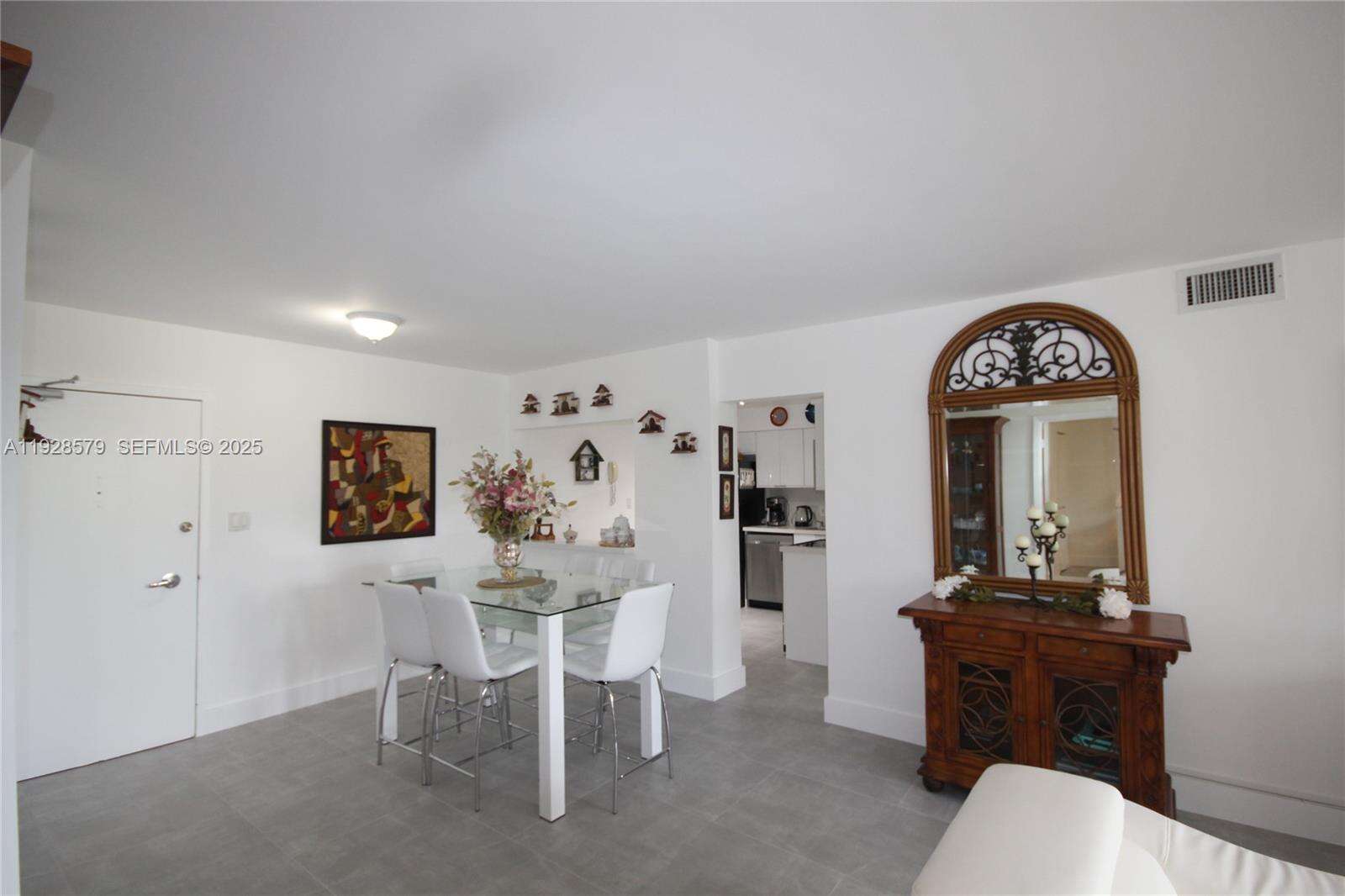 Seacoast 5151 at Miami Beach, FL 33140 - For Rent photo 9