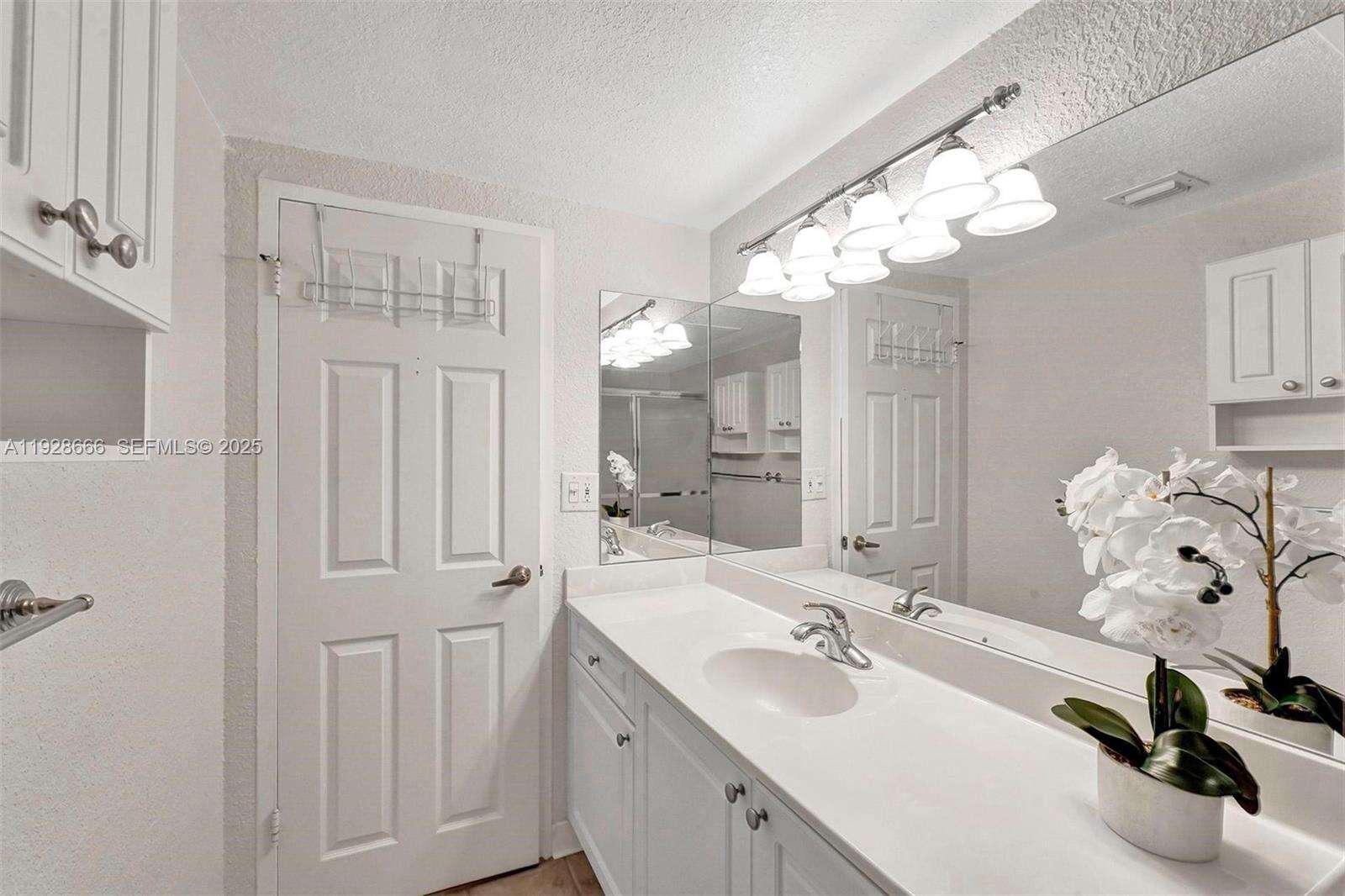 The Wave at 2501 Ocean Dr, Hollywood, FL 33019 - For Rent photo 39