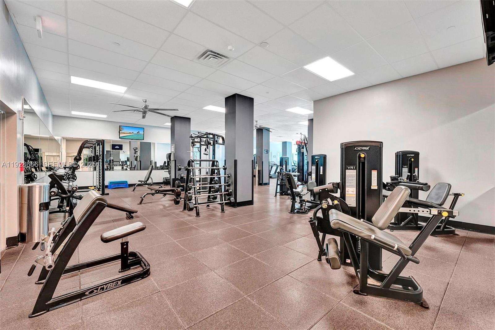 The Wave at 2501 Ocean Dr, Hollywood, FL 33019 - For Rent photo 46