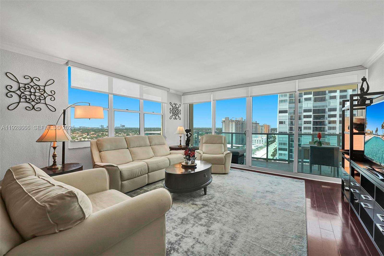 The Wave at 2501 Ocean Dr, Hollywood, FL 33019 - For Rent photo 8