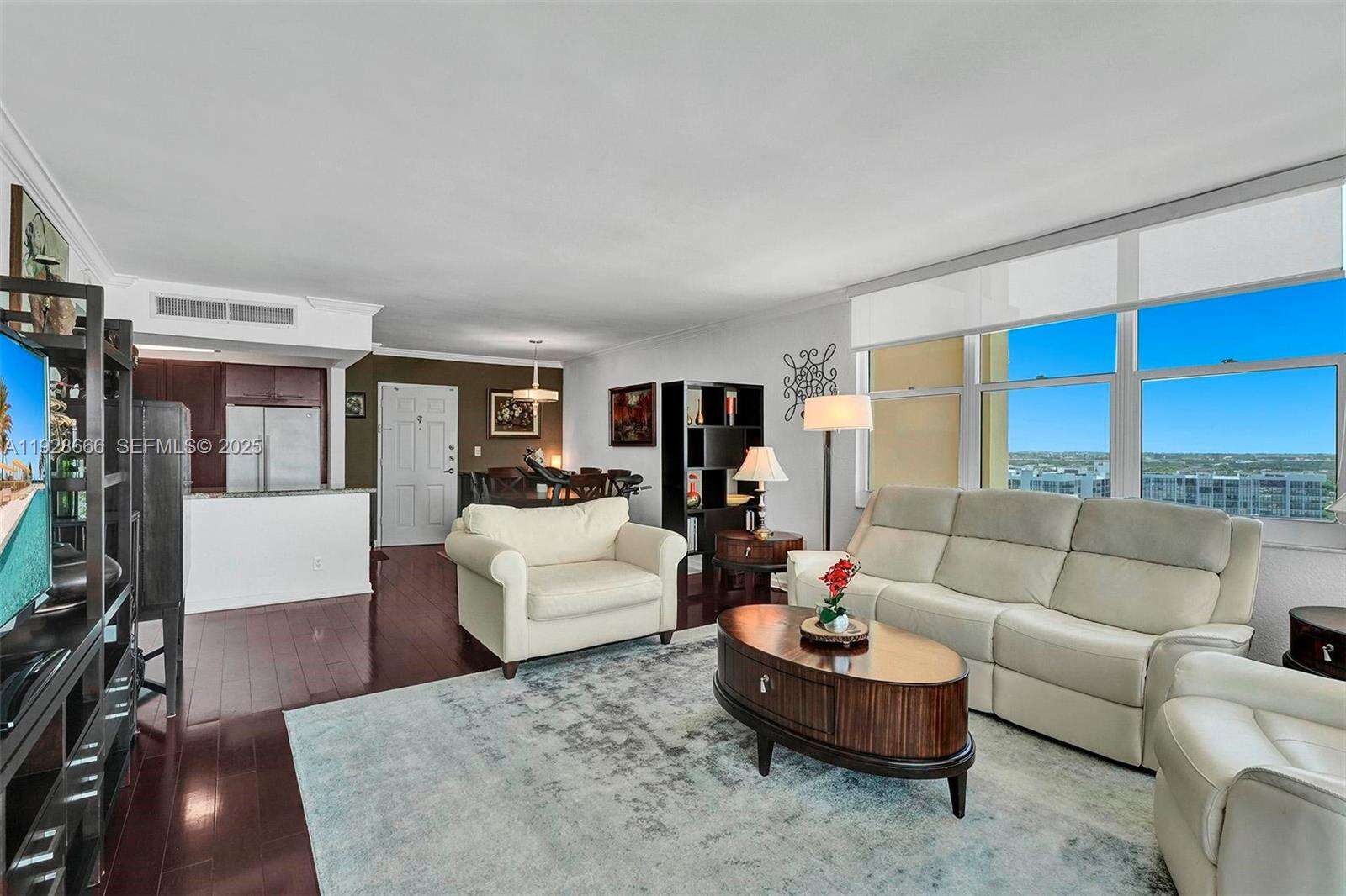 The Wave at 2501 Ocean Dr, Hollywood, FL 33019 - For Rent photo 9
