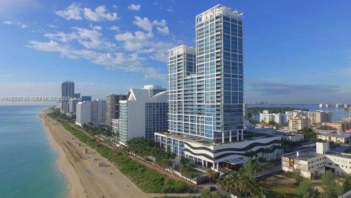Central Carillon at 6801 Collins Ave, Miami Beach, FL 33141 - For Rent photo 33