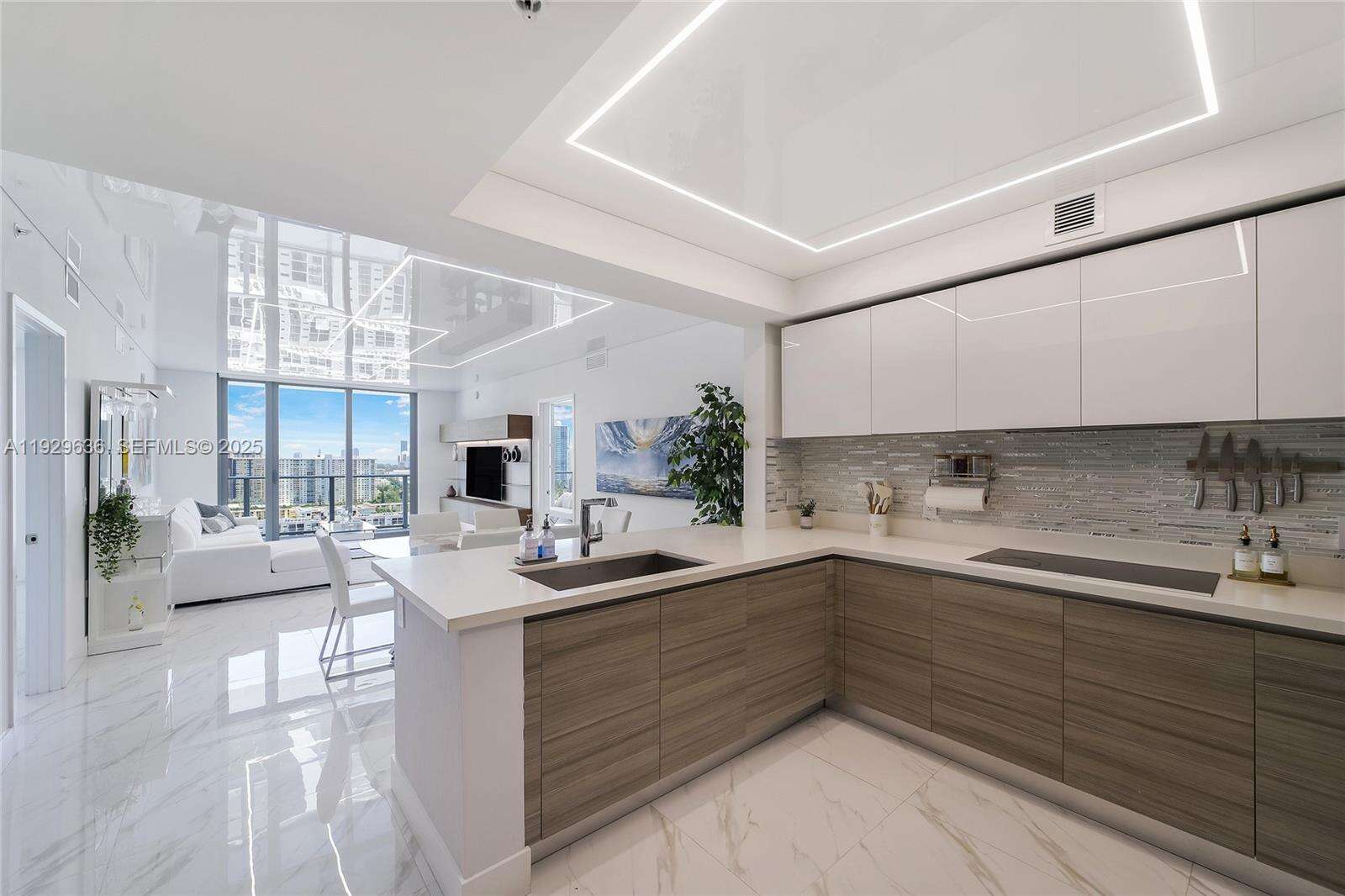 Parque Towers at 300 Sunny Isles Blvd, Sunny Isles Beach, FL 33160 - For Rent photo 14