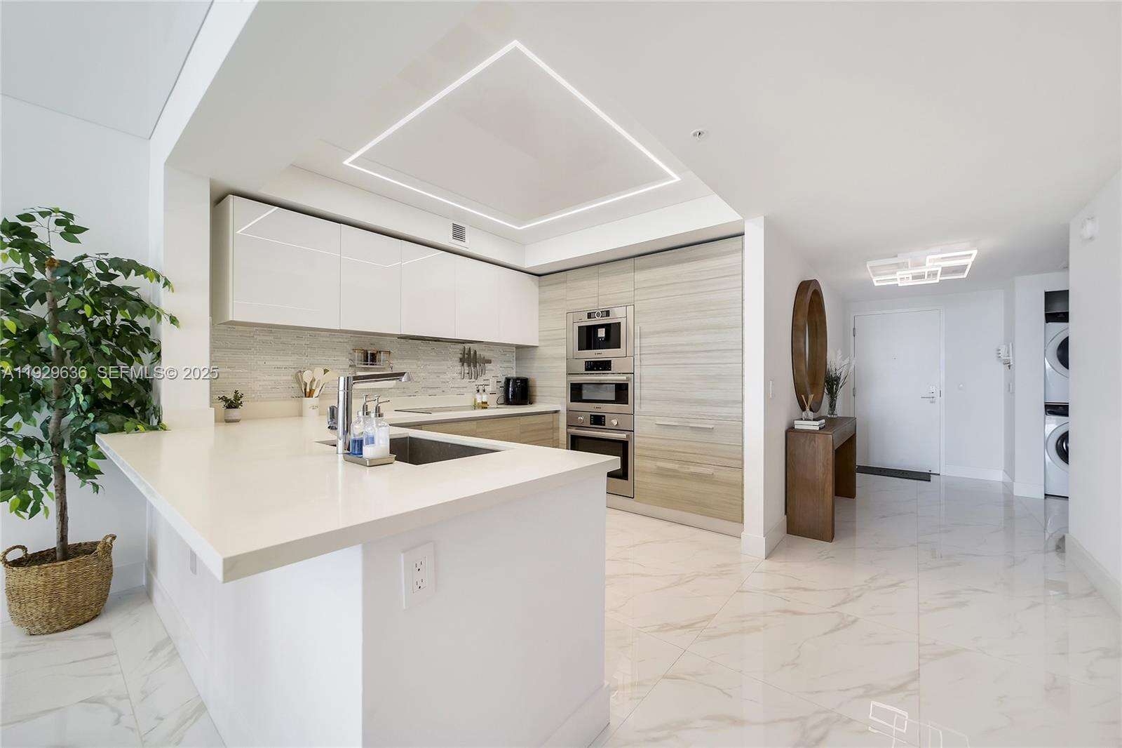 Parque Towers at 300 Sunny Isles Blvd, Sunny Isles Beach, FL 33160 - For Rent photo 15