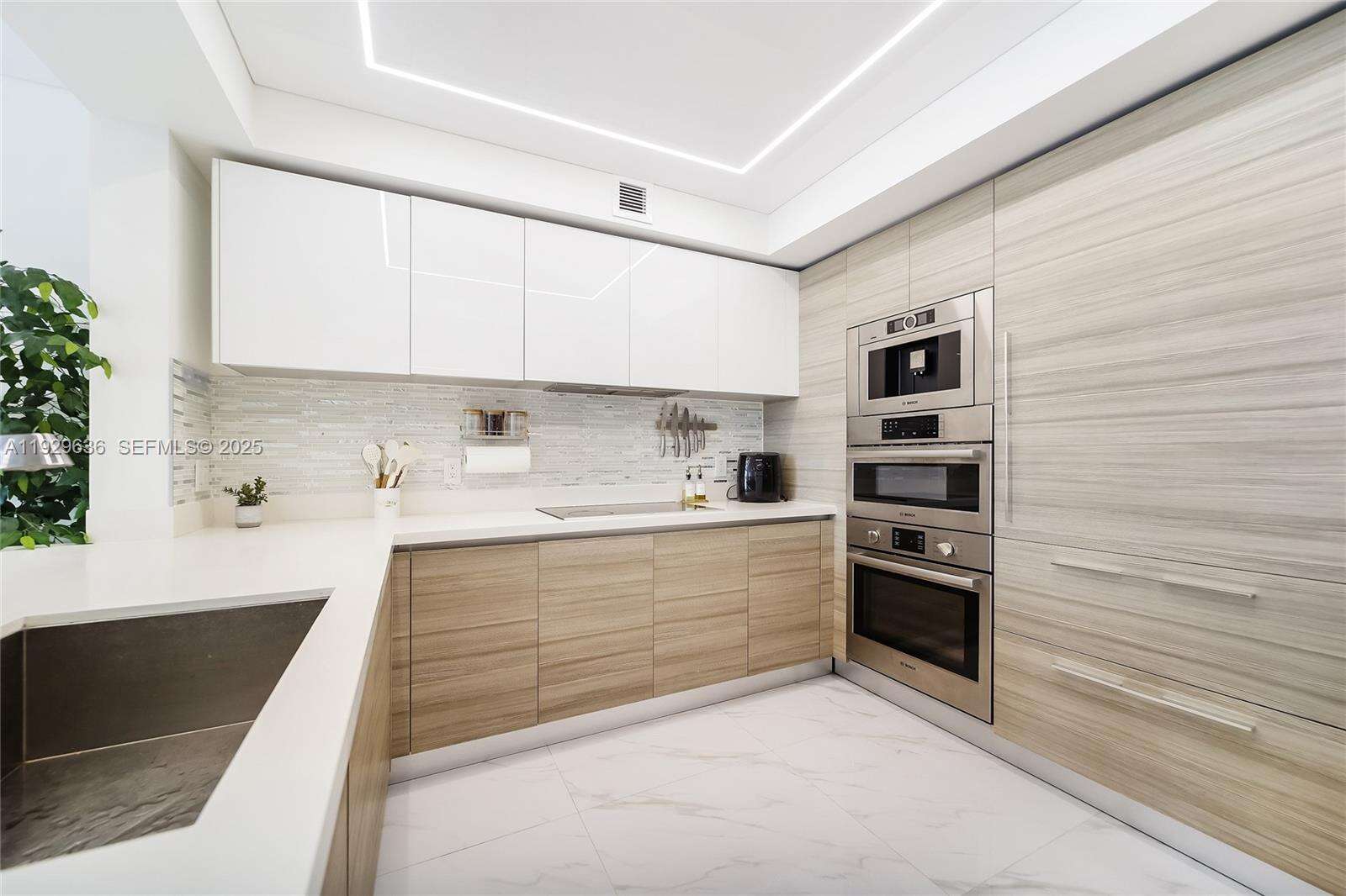 Parque Towers at 300 Sunny Isles Blvd, Sunny Isles Beach, FL 33160 - For Rent photo 16