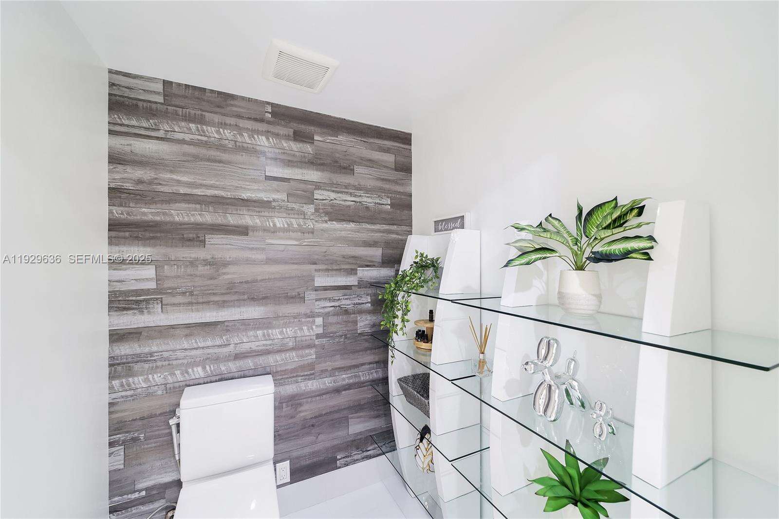 Parque Towers at 300 Sunny Isles Blvd, Sunny Isles Beach, FL 33160 - For Rent photo 39