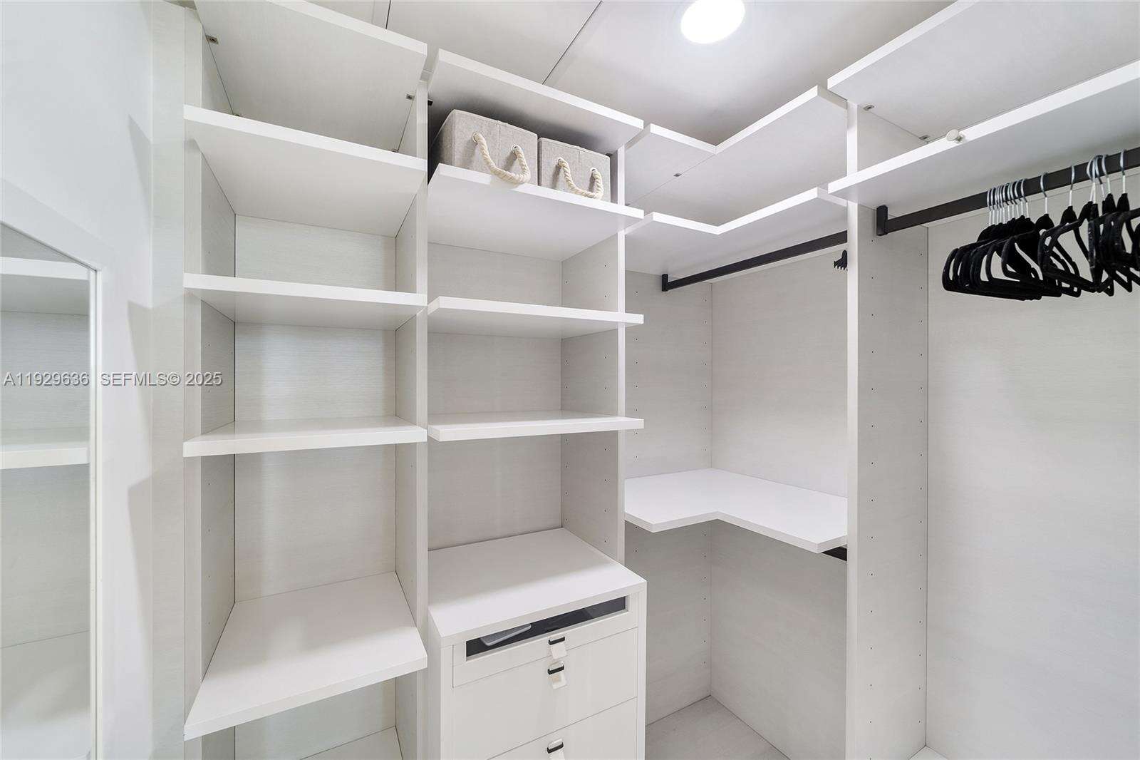 Parque Towers at 300 Sunny Isles Blvd, Sunny Isles Beach, FL 33160 - For Rent photo 44