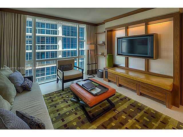 Central Carillon at 6801 Collins Ave, Miami Beach, FL 33141 - For Rent photo 15