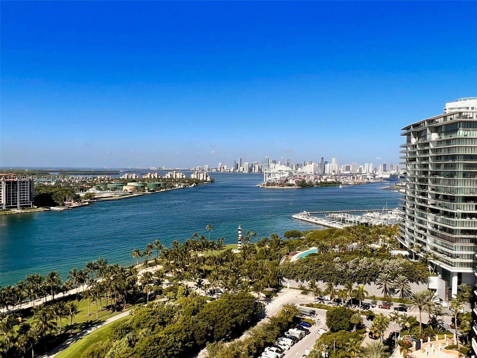South Pointe Towers at 400 Pointe Dr, Miami Beach, FL 33139 - For Rent photo 3