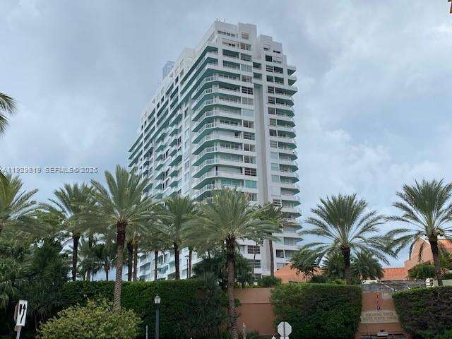 South Pointe Towers at 400 Pointe Dr, Miami Beach, FL 33139 - For Rent photo 34