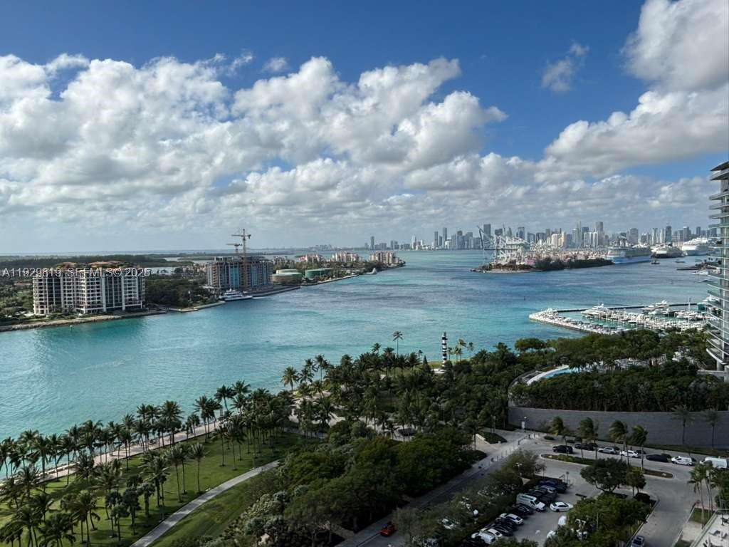 South Pointe Towers at 400 Pointe Dr, Miami Beach, FL 33139 - For Rent photo 10