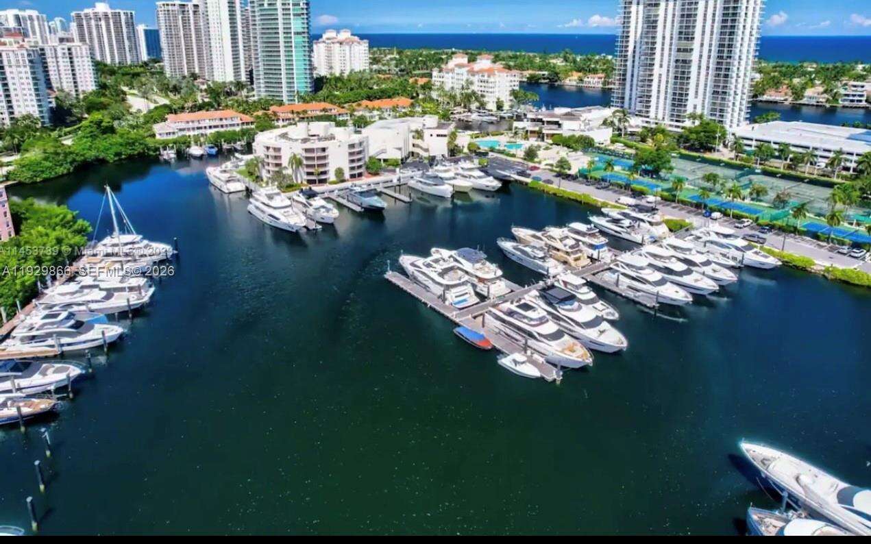 The Yacht Club At Aventura at 19601 Country Club Dr, Aventura, FL 33180 - For Rent photo 17
