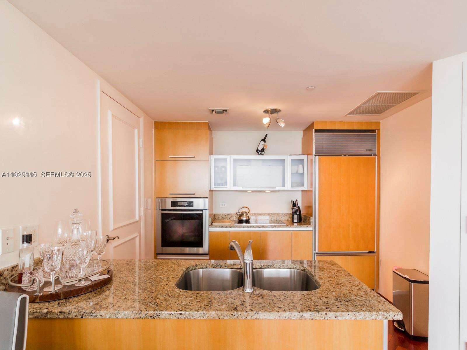 Ocean Four at 17201 Collins Ave, Sunny Isles Beach, FL 33160 - For Rent photo 9