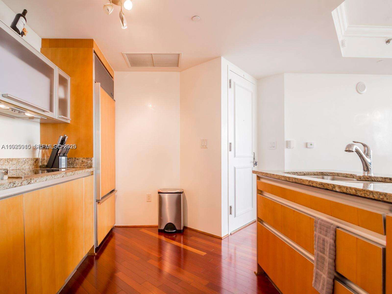 Ocean Four at 17201 Collins Ave, Sunny Isles Beach, FL 33160 - For Rent photo 10