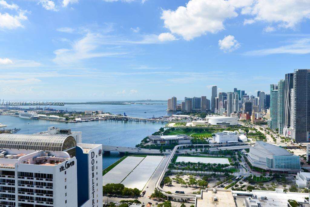 Opera Tower at 1750 Bayshore Dr, Miami, FL 33132 - For Rent photo 26