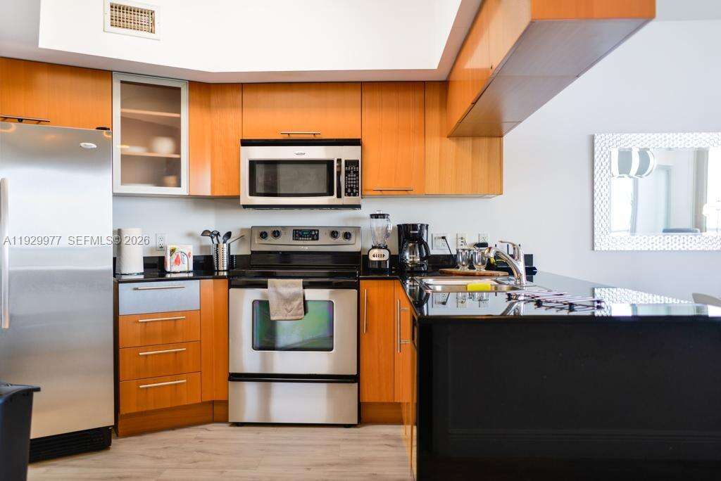Opera Tower at 1750 Bayshore Dr, Miami, FL 33132 - For Rent photo 5