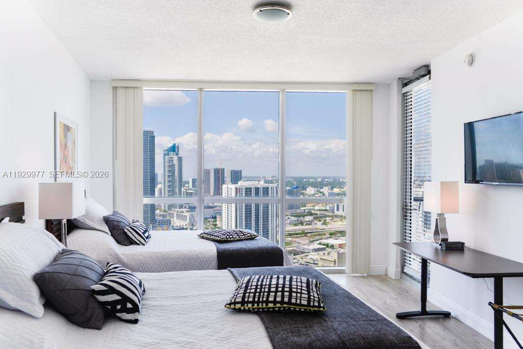 Opera Tower at 1750 Bayshore Dr, Miami, FL 33132 - For Rent photo 10