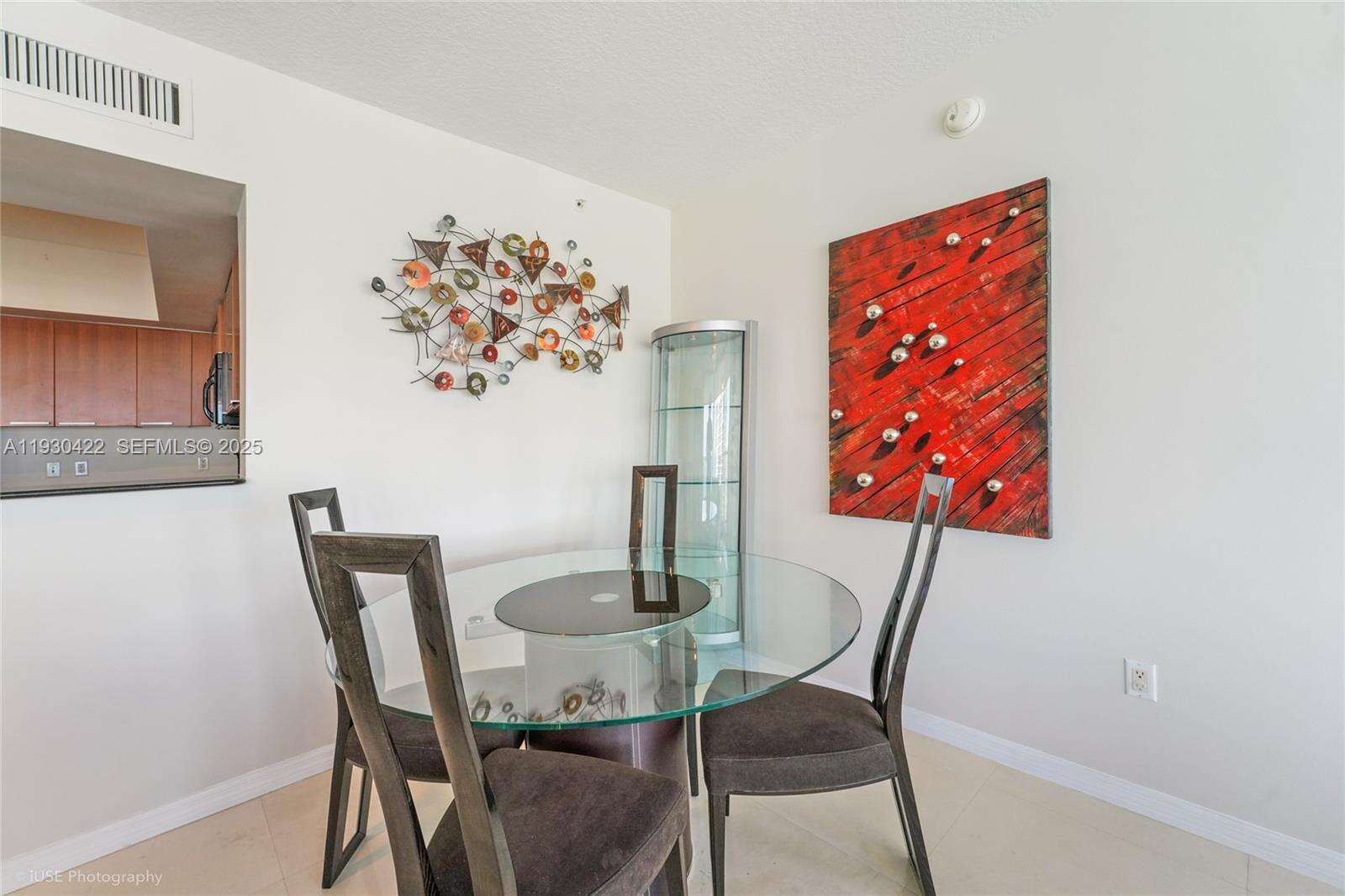 La Perla at 16699 Collins Ave, Sunny Isles Beach, FL 33160 - For Rent photo 8