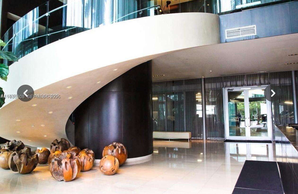 900 Biscayne at 900 Biscayne Blvd, Miami, FL 33132 - For Rent photo 3