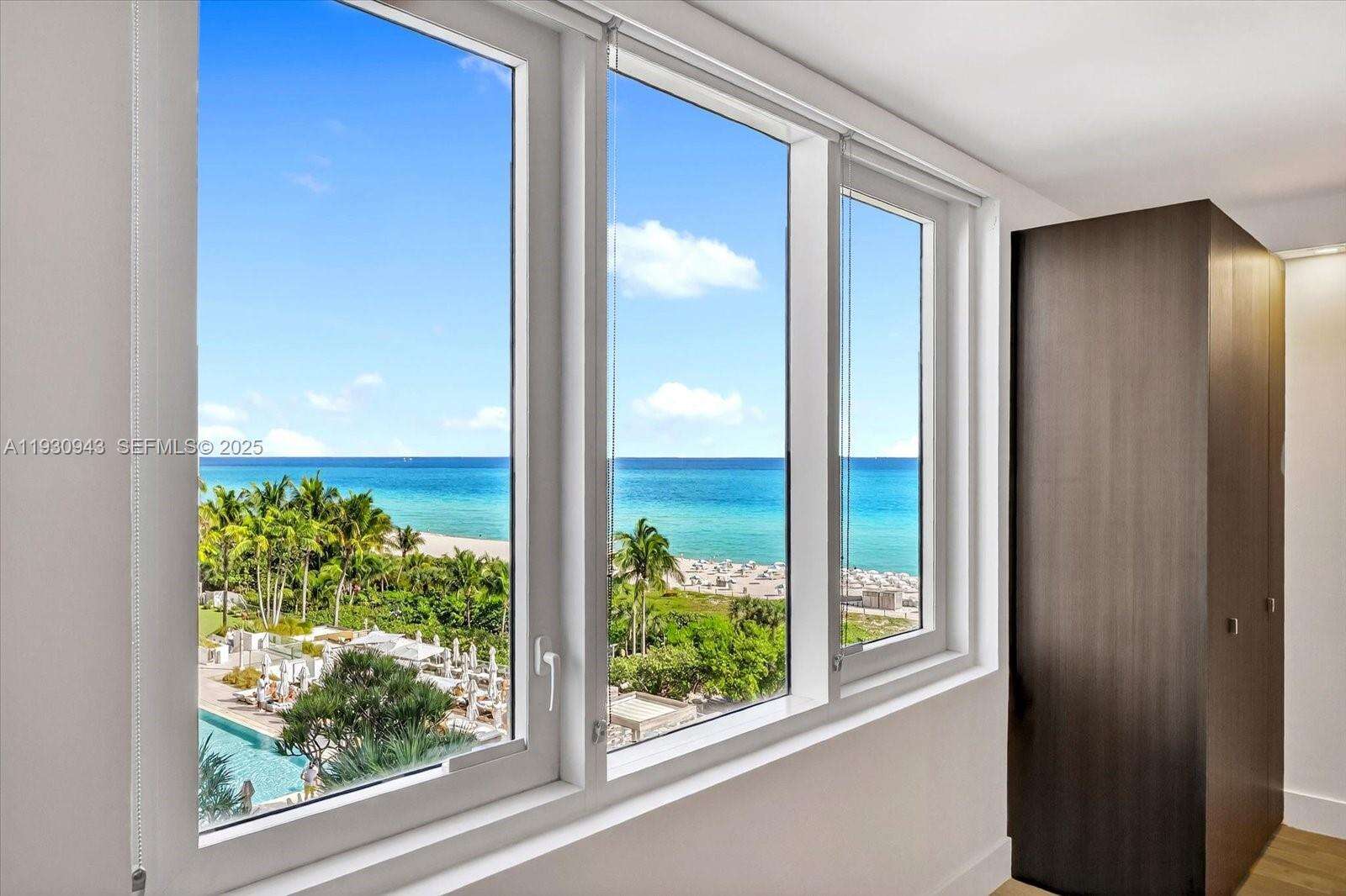 Roney Palace at 2301 Collins Ave, Miami Beach, FL 33139 - For Rent photo 2