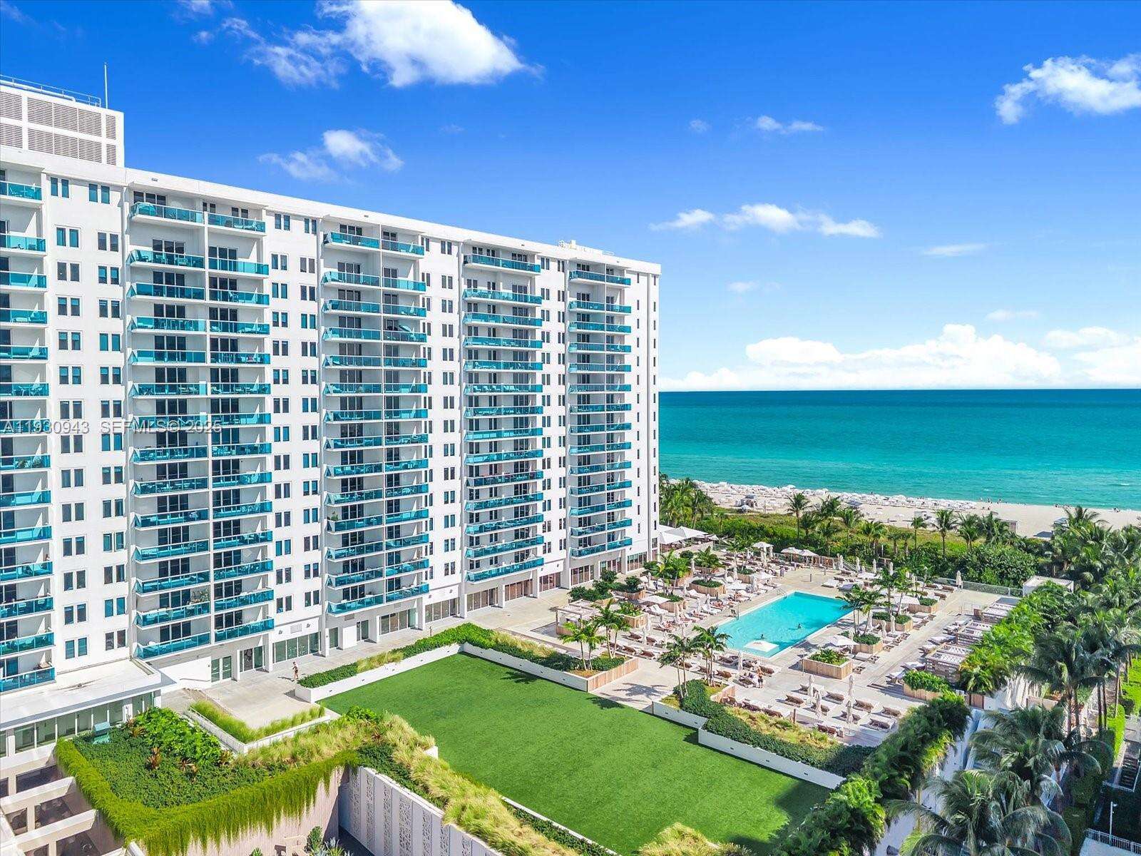 Roney Palace at 2301 Collins Ave, Miami Beach, FL 33139 - For Rent photo 18
