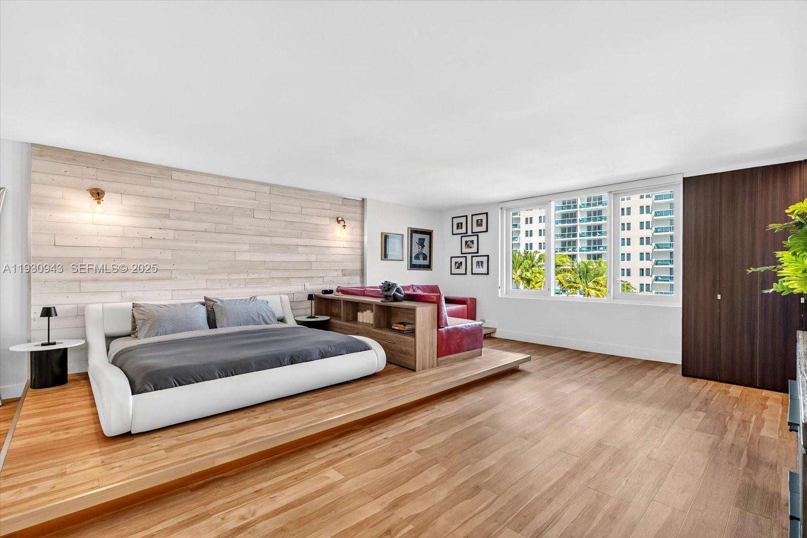 Roney Palace at 2301 Collins Ave, Miami Beach, FL 33139 - For Rent photo 6